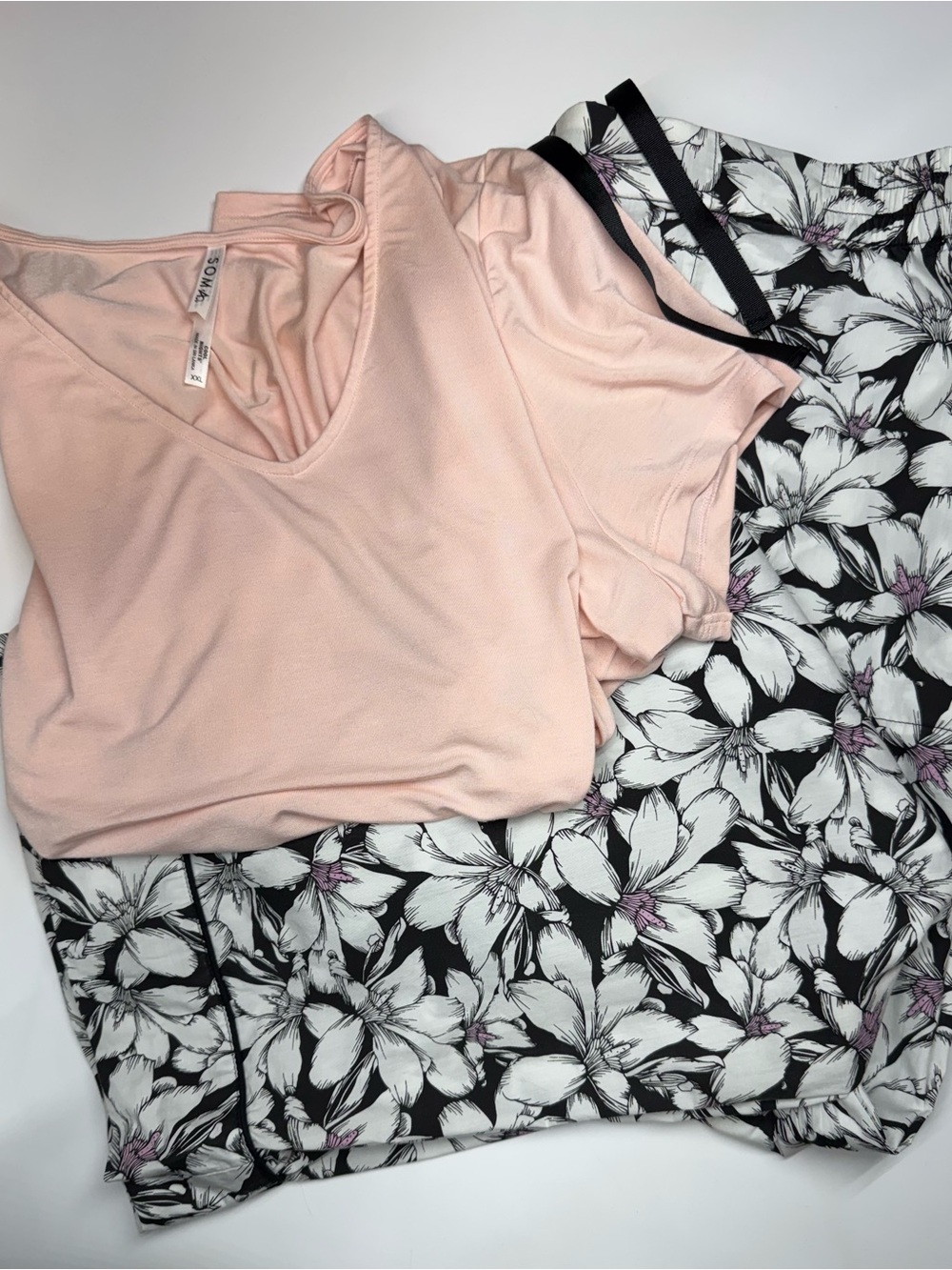 Soma 2-Piece Pajama Sleepwear Set 2X XXL Very Soft V-neck Pink T-shirt And Pants